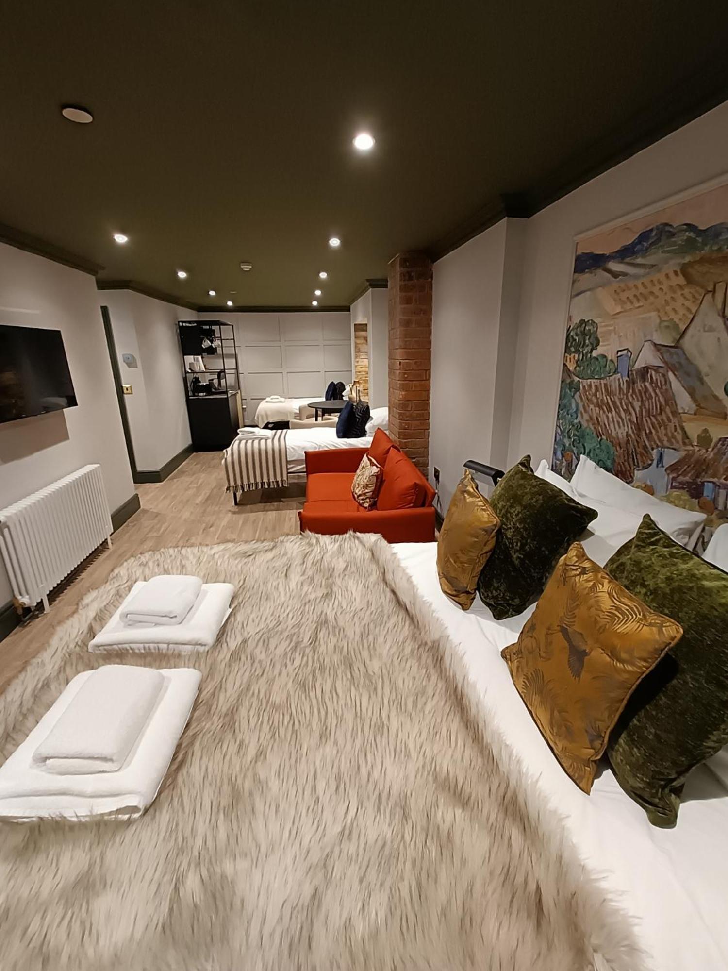 Rooms On The Prom เชลเทนแฮม ภายนอก รูปภาพ