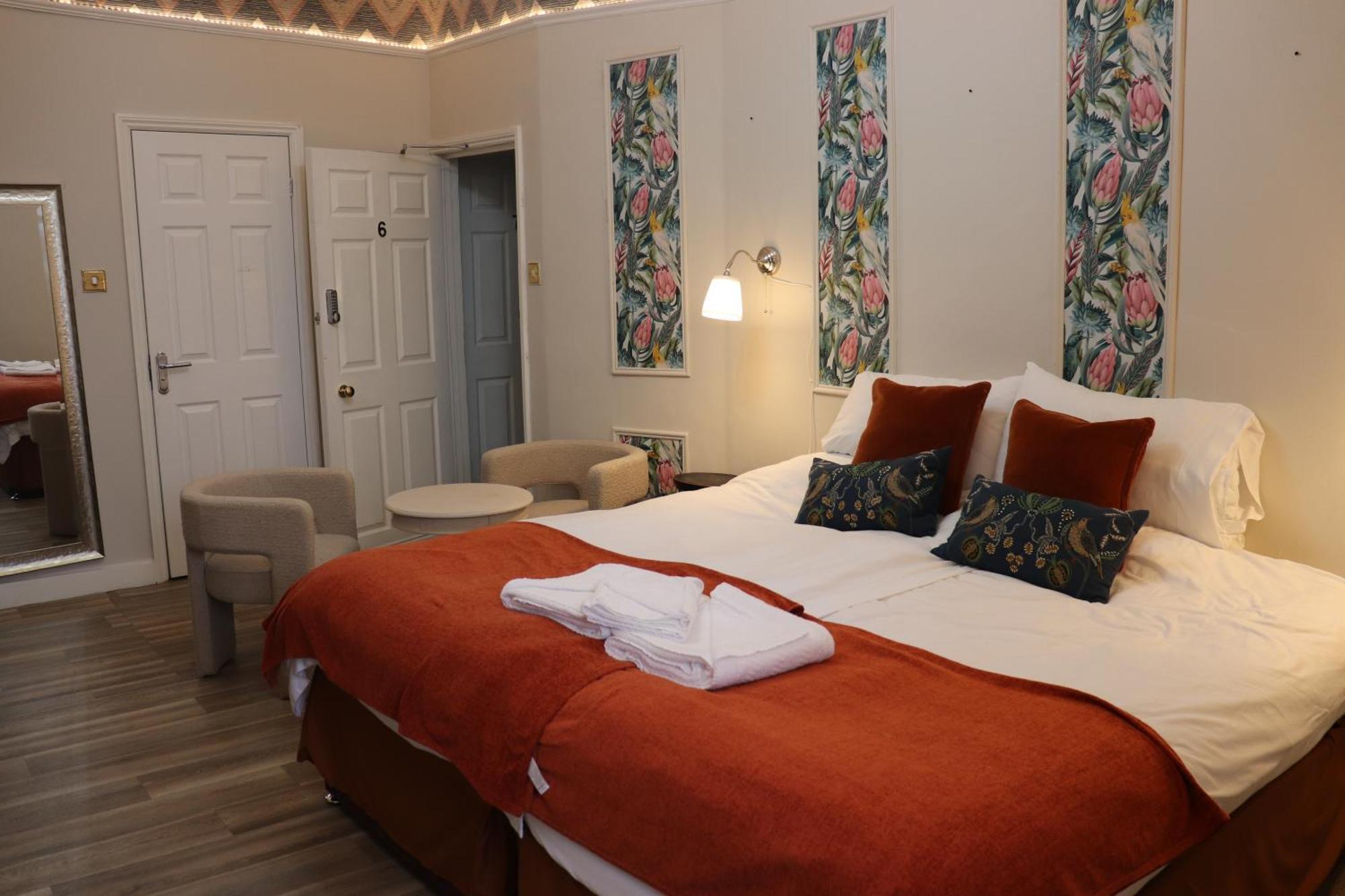 Rooms On The Prom เชลเทนแฮม ภายนอก รูปภาพ