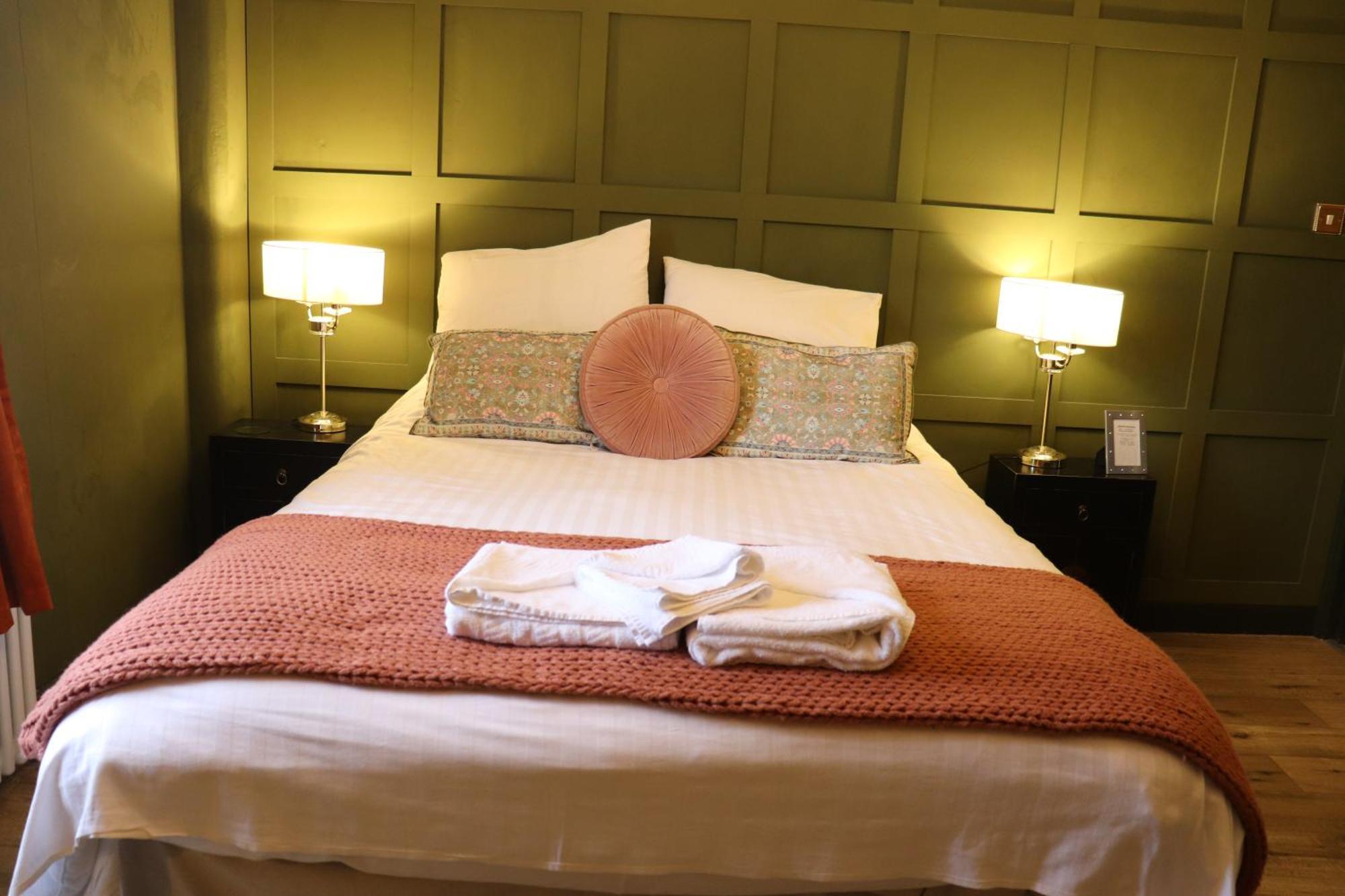 Rooms On The Prom เชลเทนแฮม ภายนอก รูปภาพ